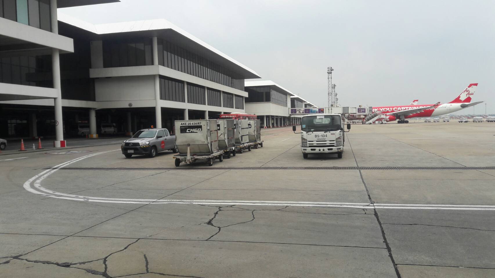 ล้อเครื่องบิน 3